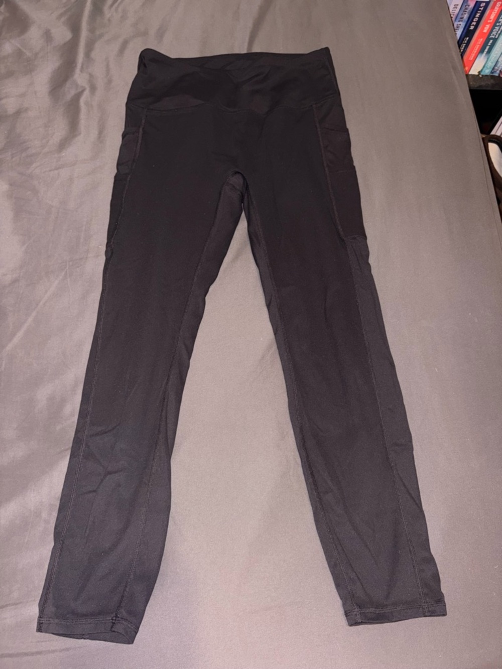 HALARA Black High-Waist Leggings with Pocket Panels